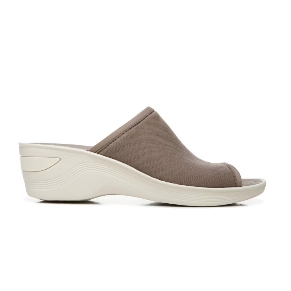 BZees Deluxe Slide Sandal (WIDE) - Picture 7 of 9